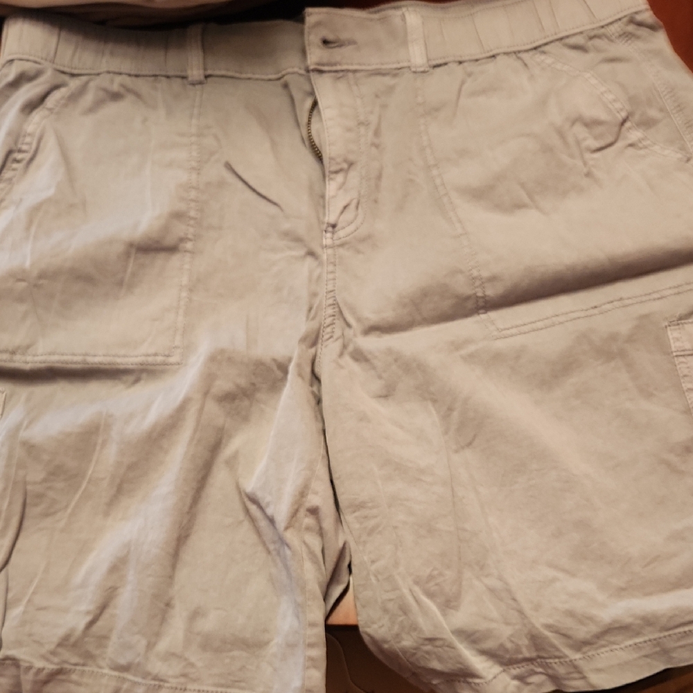 Sonoma Gray Cargo Shorts Lightweight Design